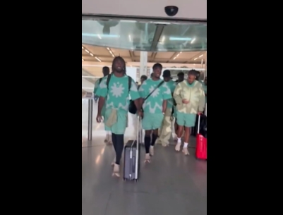 友谊赛连爆冲突:葡智互殴两红,小维阿飞铲引德美对峙 友谊赛连爆冲突:葡智互殴两红,小维阿飞铲引德美对峙