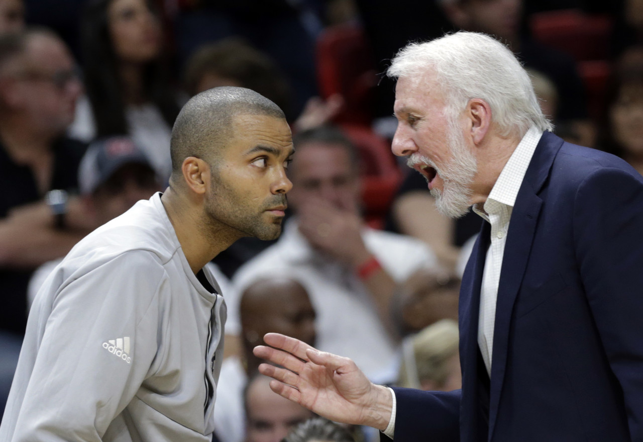NBA灰熊VS尼克斯赛况