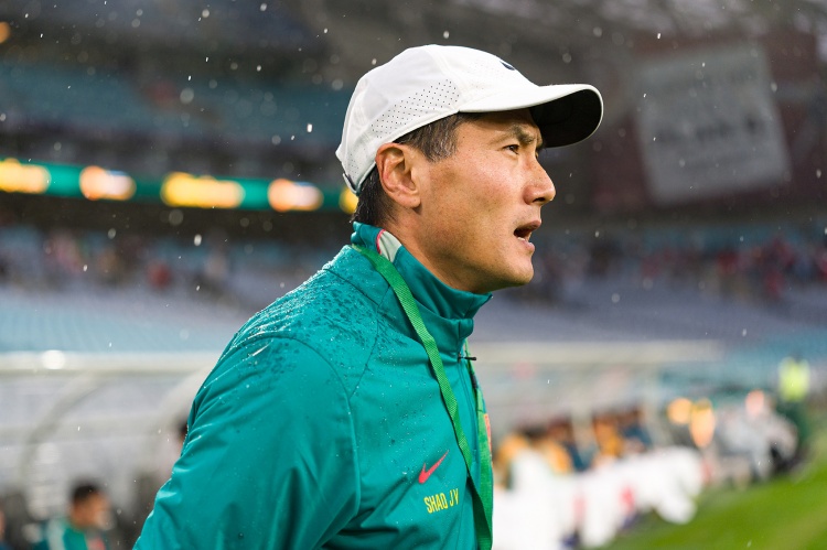 尼克斯和马刺决赛几号球