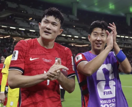 韩国2-1逆转捷克：62%控球+15次射门，技术流碾压高空流