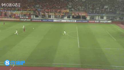 图多列传射建功 广州豹半场两球领先定南赣联 图多列传射建功 广州豹半场两球领先定南赣联