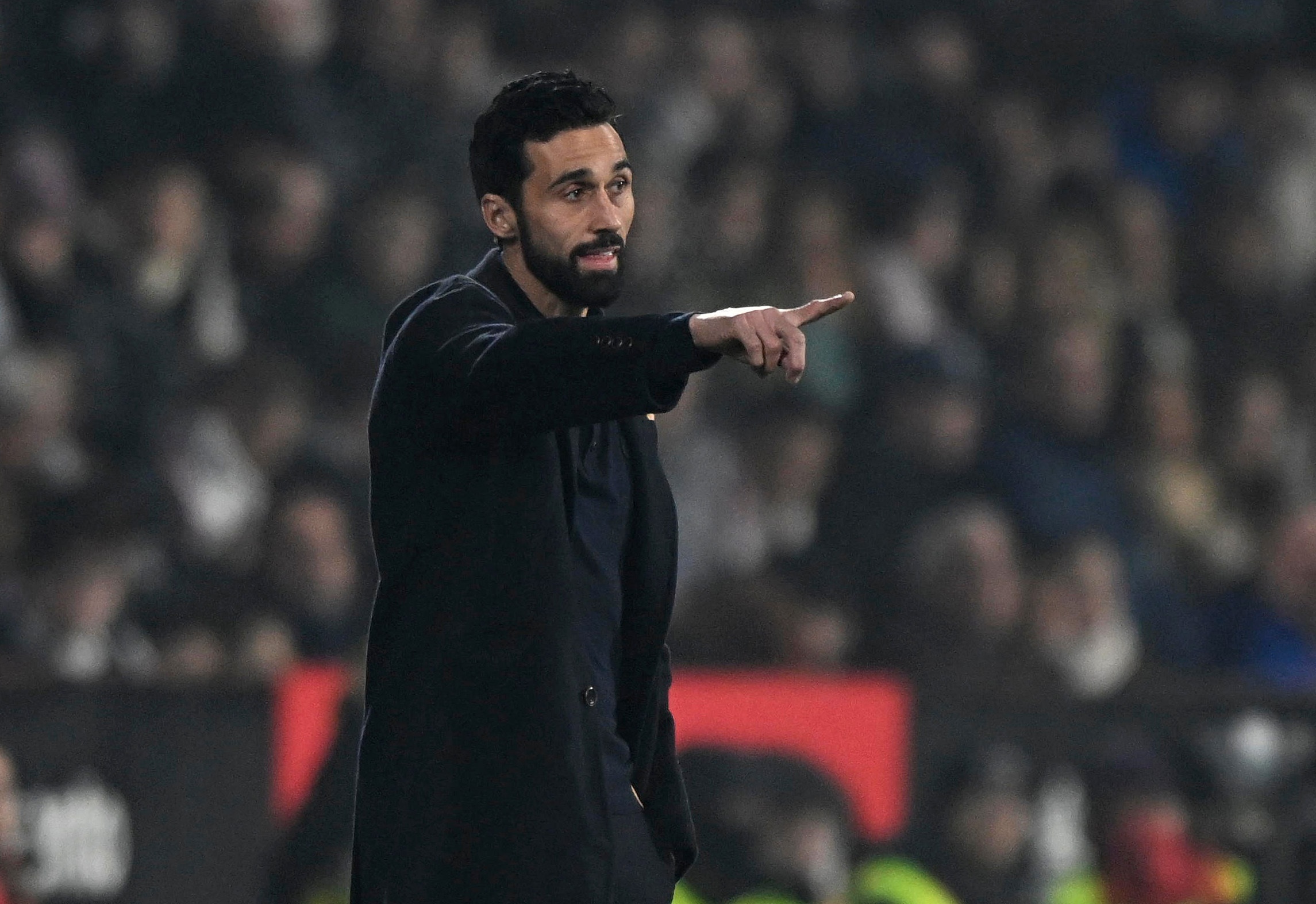 阿韦洛亚接近出任富勒姆新帅 积极会谈成关键
