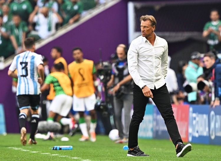 勒纳尔连续三届带不同球队 米卢曾五届神迹 勒纳尔连续三届带不同球队 米卢曾五届神迹