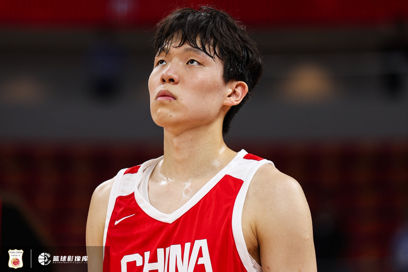 霍金森半场17分撕碎内线 中国男篮40-50落后日本暴露三大顽疾