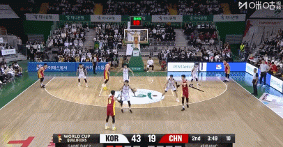 世预赛观察：杨瀚森掩护陷阱，廖三宁被迫焊死，高诗岩的10分钟极限