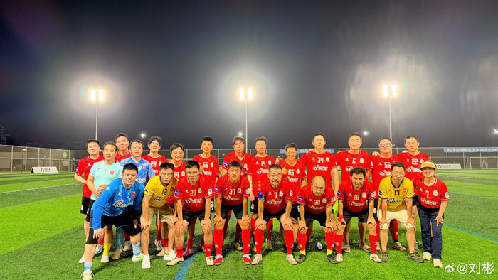 2026海淀厂超四分之一决赛:新浪1比2被贝壳逆转,单刀中柱+越位争议出局