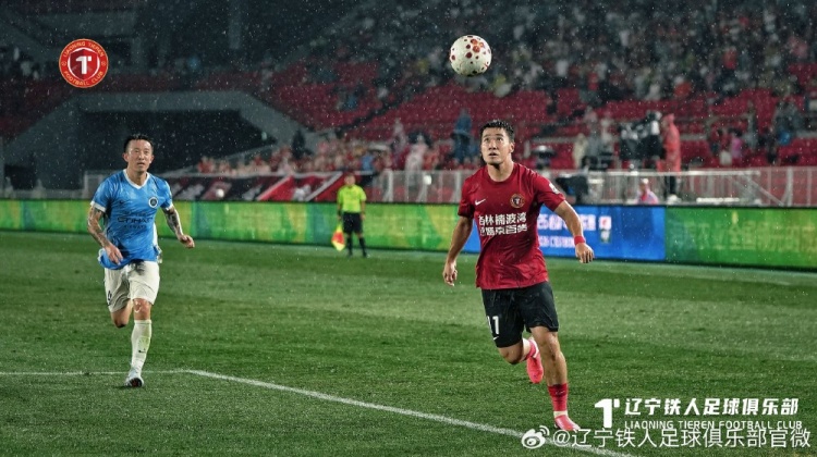 辽宁铁人1-2深圳新鹏城 姜至鹏角球绝杀逆转