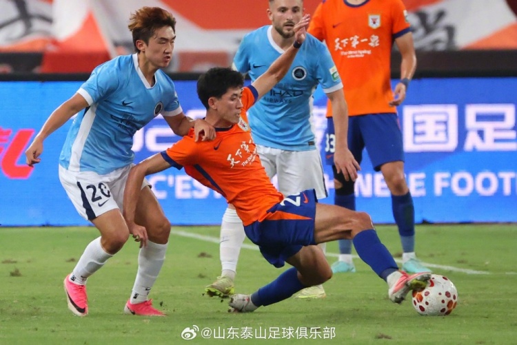 山东泰山主场1-1深圳新鹏城 山东泰山主场1-1深圳新鹏城